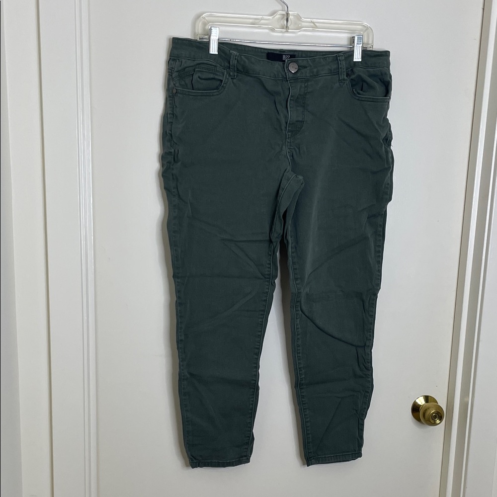 1822 Denim Women's Dark Green Skinny Pants